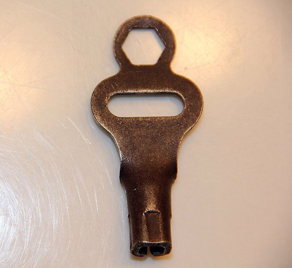 Vintage Skate Key 1950s metal Roller Skates key rollerskates