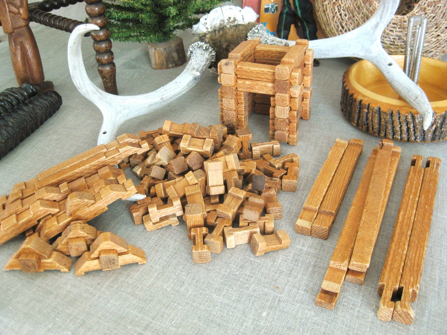 Vintage Lincoln Logs Wood Parts and Such