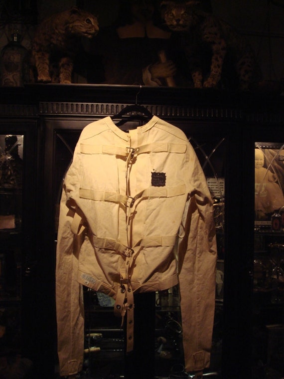 Authentic STRAIGHT JACKET for the Criminally Insane Vintage
