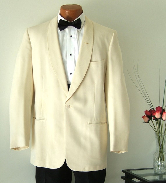 Reserved Men's Vintage Dinner Jacket Ivory Tuxedo Coat