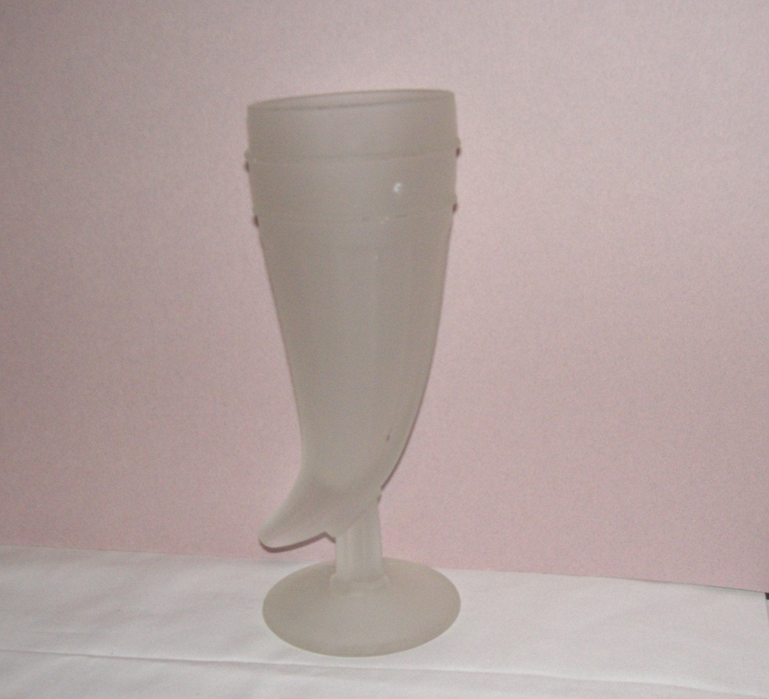 Vintage Frosted Beer Glasses Powder Horn Shaped set of 4