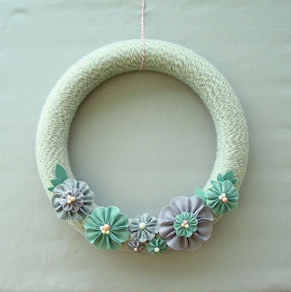 Grey Yarn Wreath 14 Door Wreath Grey White by HeartfeltYarnWreaths