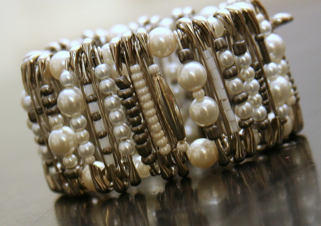 Big Pearl Pinlet safety pin bracelet bridal jewelry