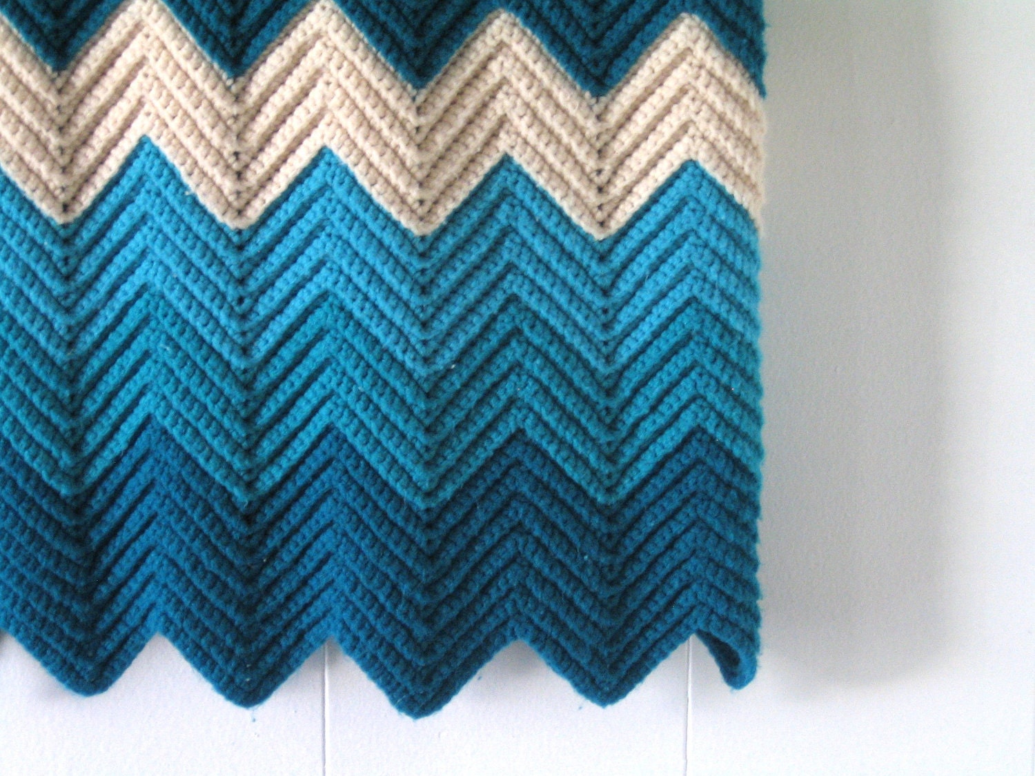 Chevron Stripe Afghan by thewhitepepper on Etsy