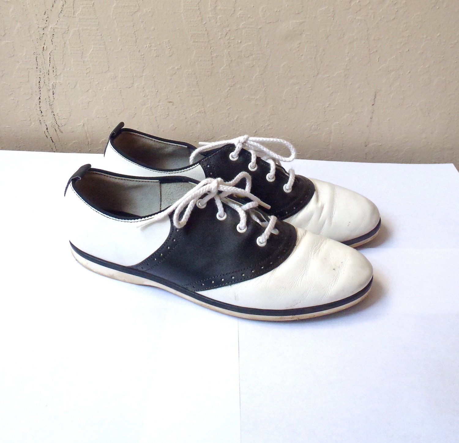 Vintage Saddle Shoes / Women's Size 4 1/2