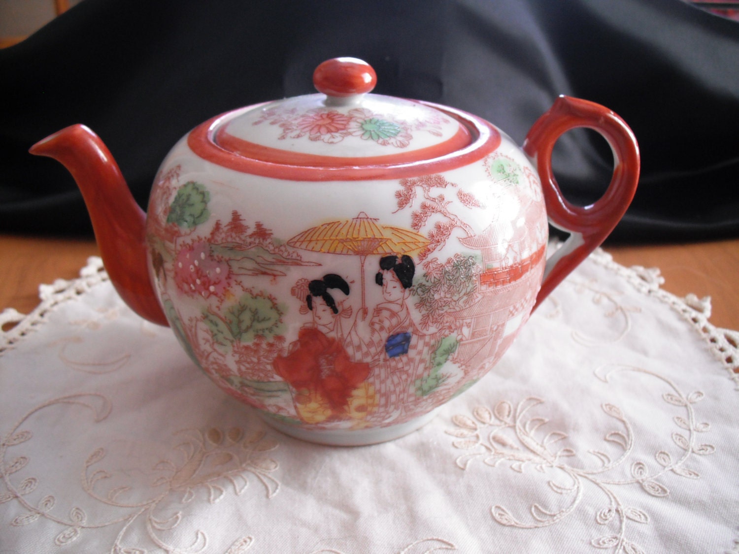 Japanese Porcelain Teapot Hand Painted Geisha Girls in Garden