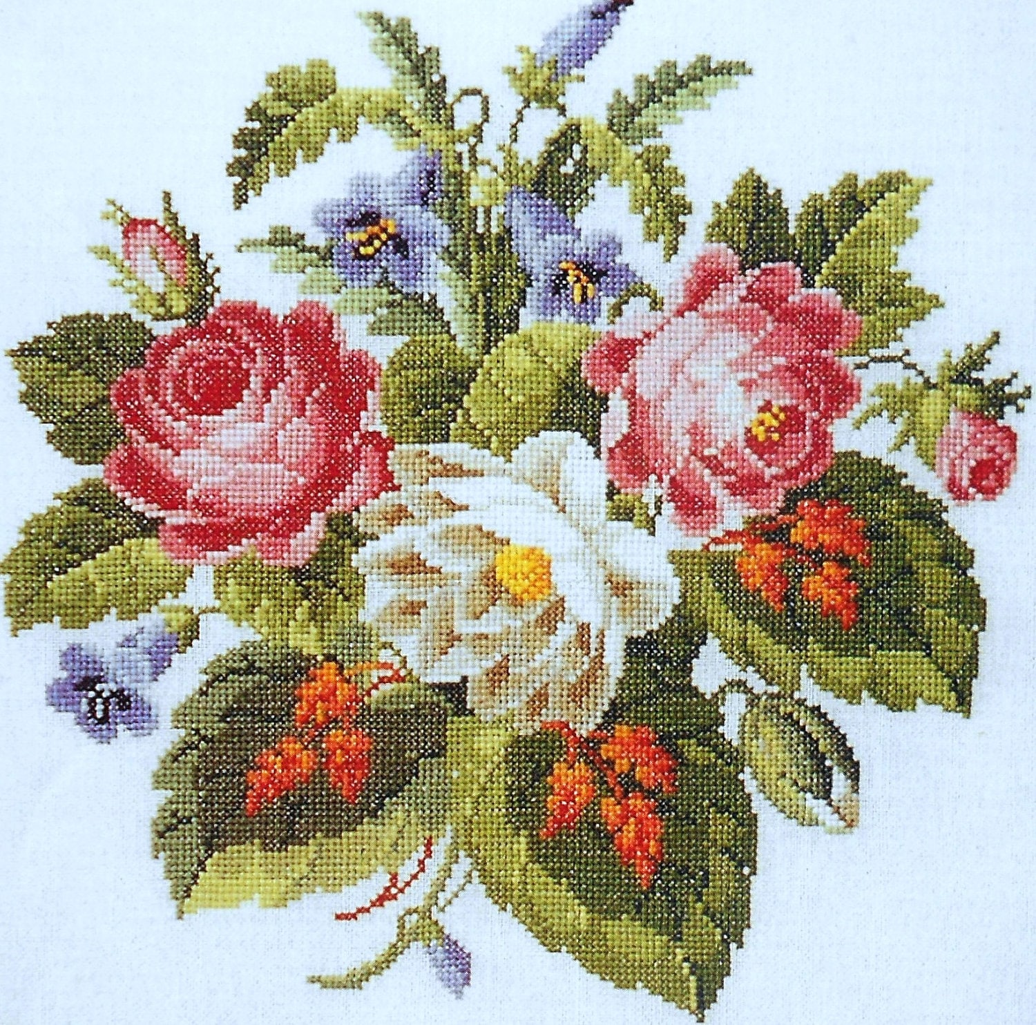 Permin Of Copenhagen ANTIQUE ROSES & Red LEAVES Antique Danish