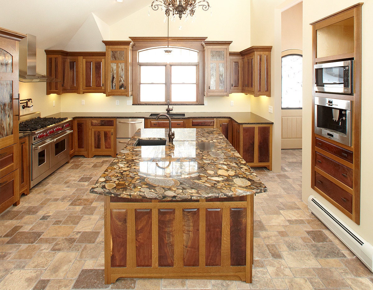Arts and Crafts Style Custom Kitchen