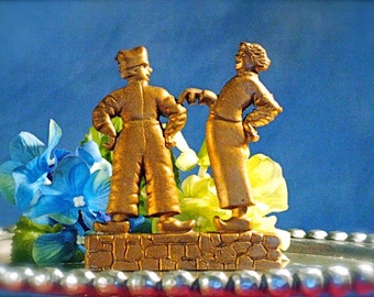 Cast Iron Dutch Couple Dancers in Wood Shoes Gold Tone Standing