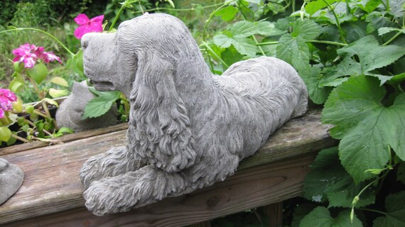 cocker spaniel concrete statue