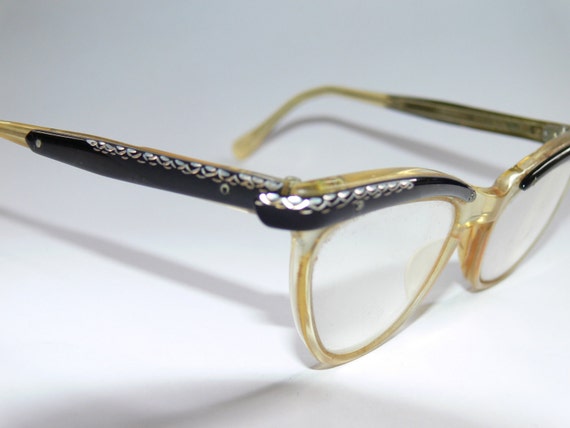 Vintage cat eye reading glasses with engraved frames