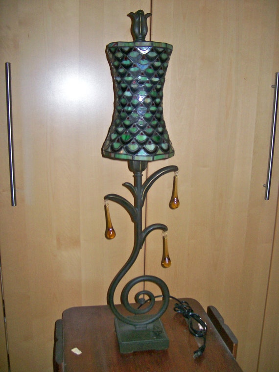 Peacock Feathers Stained Glass Wrought Iron Table Lamp/