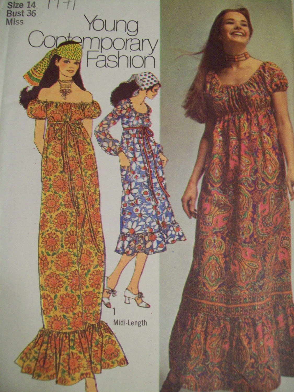 Sewing Pattern VINTAGE 1970s Casual Hippie Dress Soft and