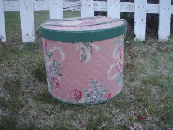 vintage hat box shabby chic pink quilted fabric with peonys vintage hat box shabby chic pink quilted fabric with peonys