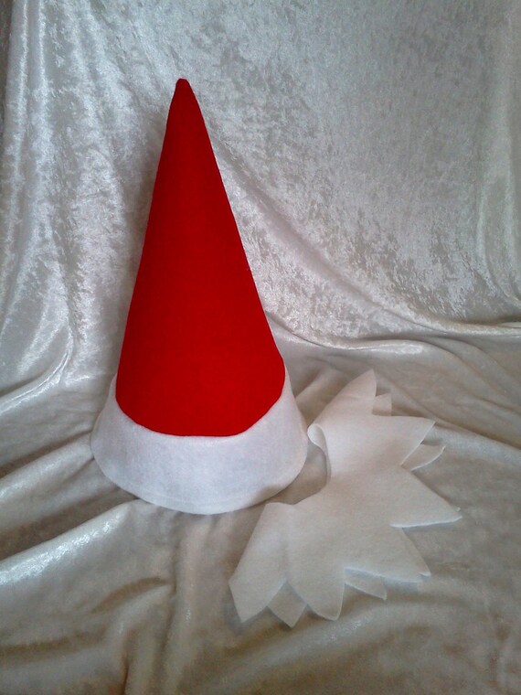 Felt Red Christmas Elf on a Shelf Pointy Hat Costume Photo