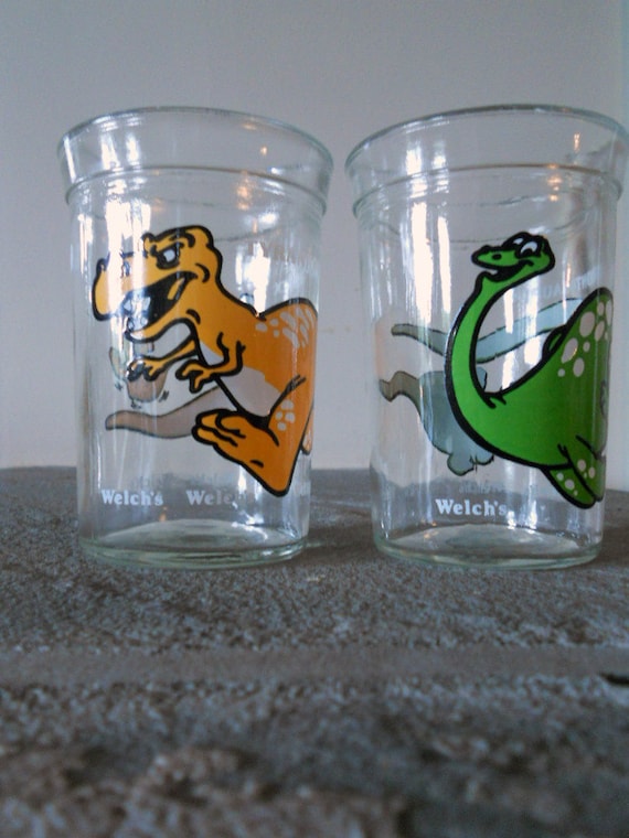 Vintage Welch's jelly jar glasses dinosaurs by MonardaVintage