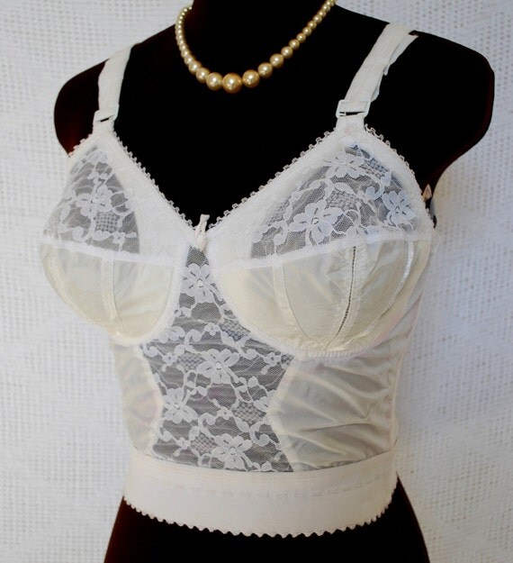 Vintage 1960s White Cleopatra by Goddess Long by IntimateRetreat