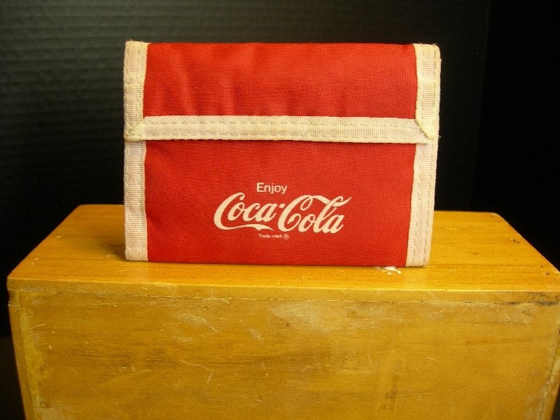 retro vintage velcro cocacola wallet