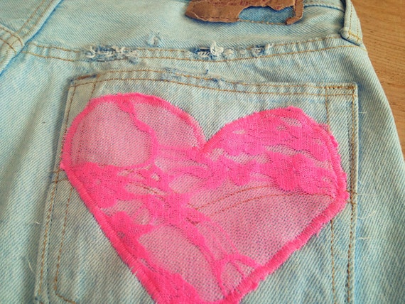 High waist denim shorts lace heart pockets Size MEDIUM