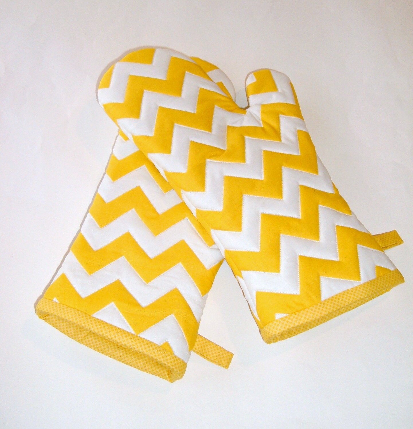 Oven Mitts Chevrons Yellow and White