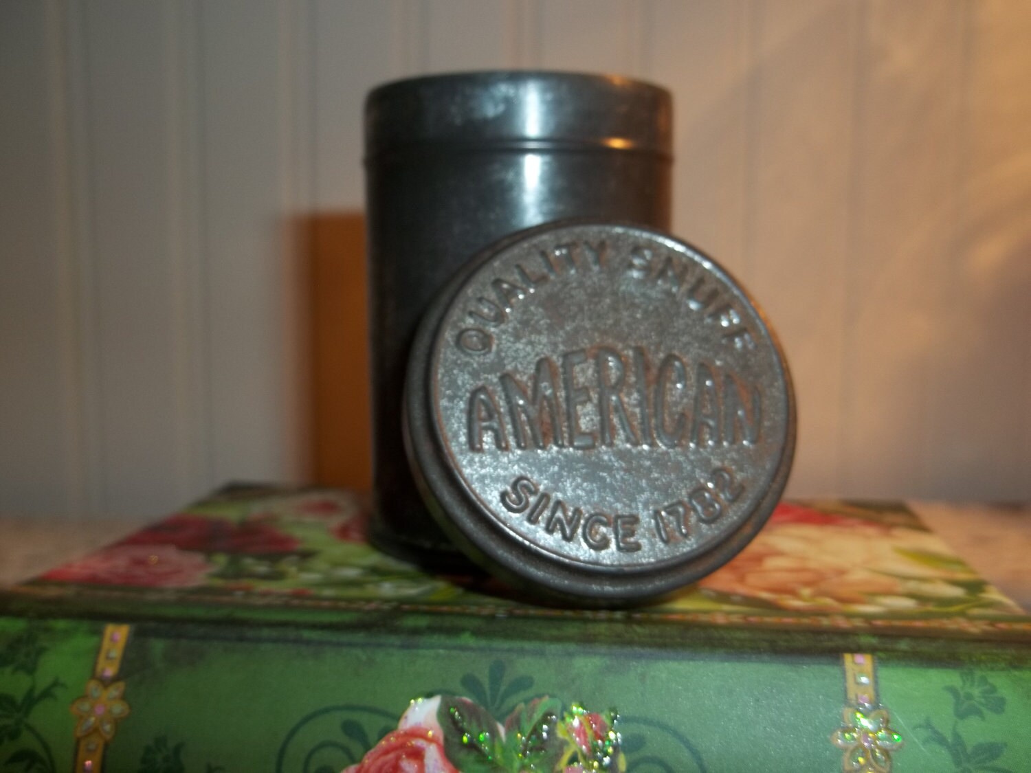 Vintage Snuff Tin by blissfulfinds on Etsy