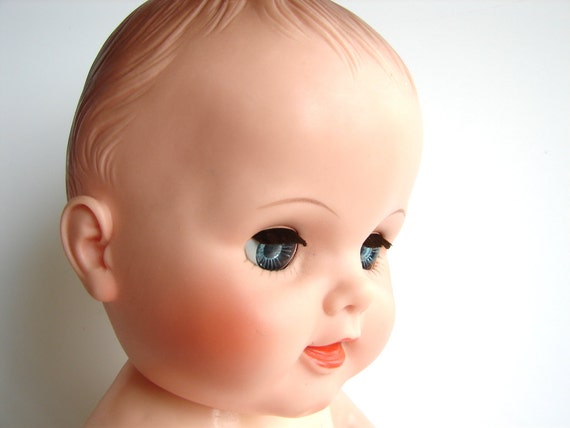 sleepy doll eyes