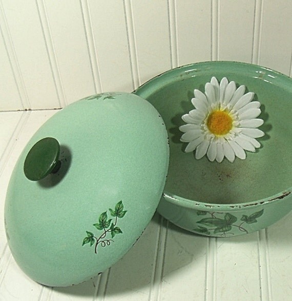 Green Enamel Cast Iron Baking Dish with Matching Lid Vintage