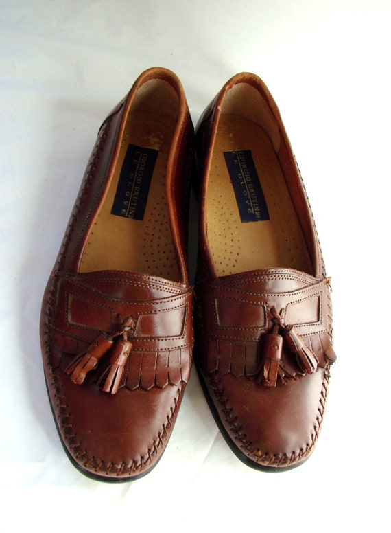 Giorgio Brutini loafers // vintage leather tassel fringe slip