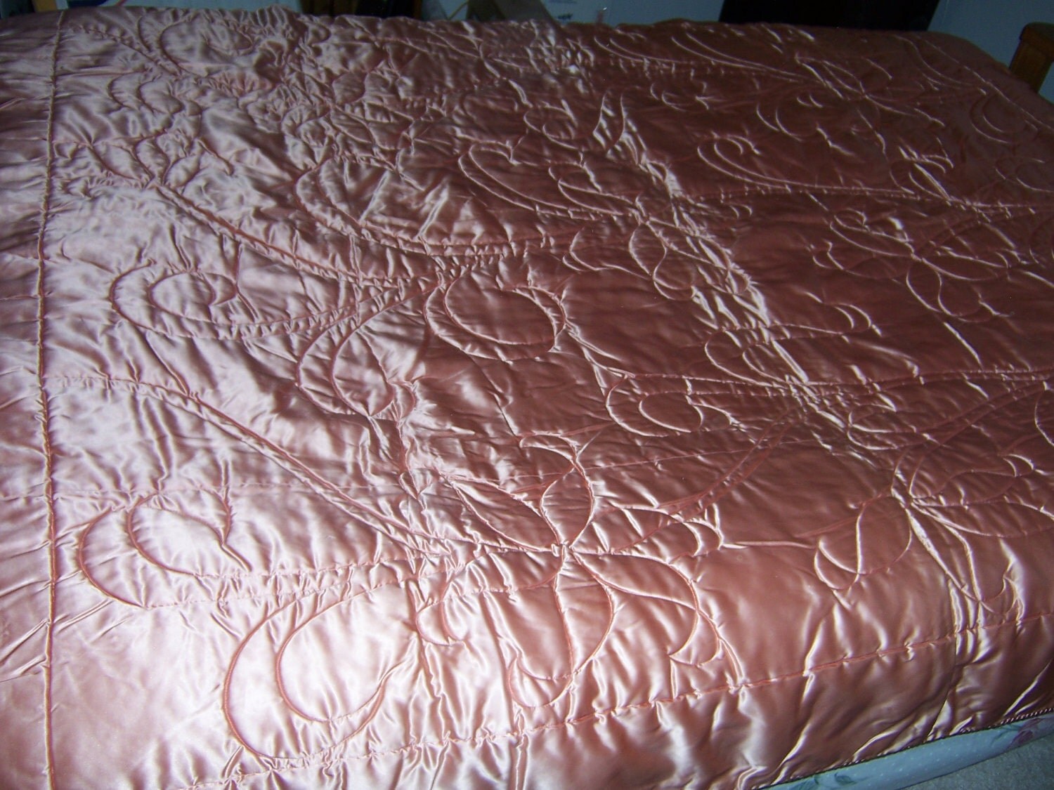 Beautiful Vintage Satin ComforterHOLD