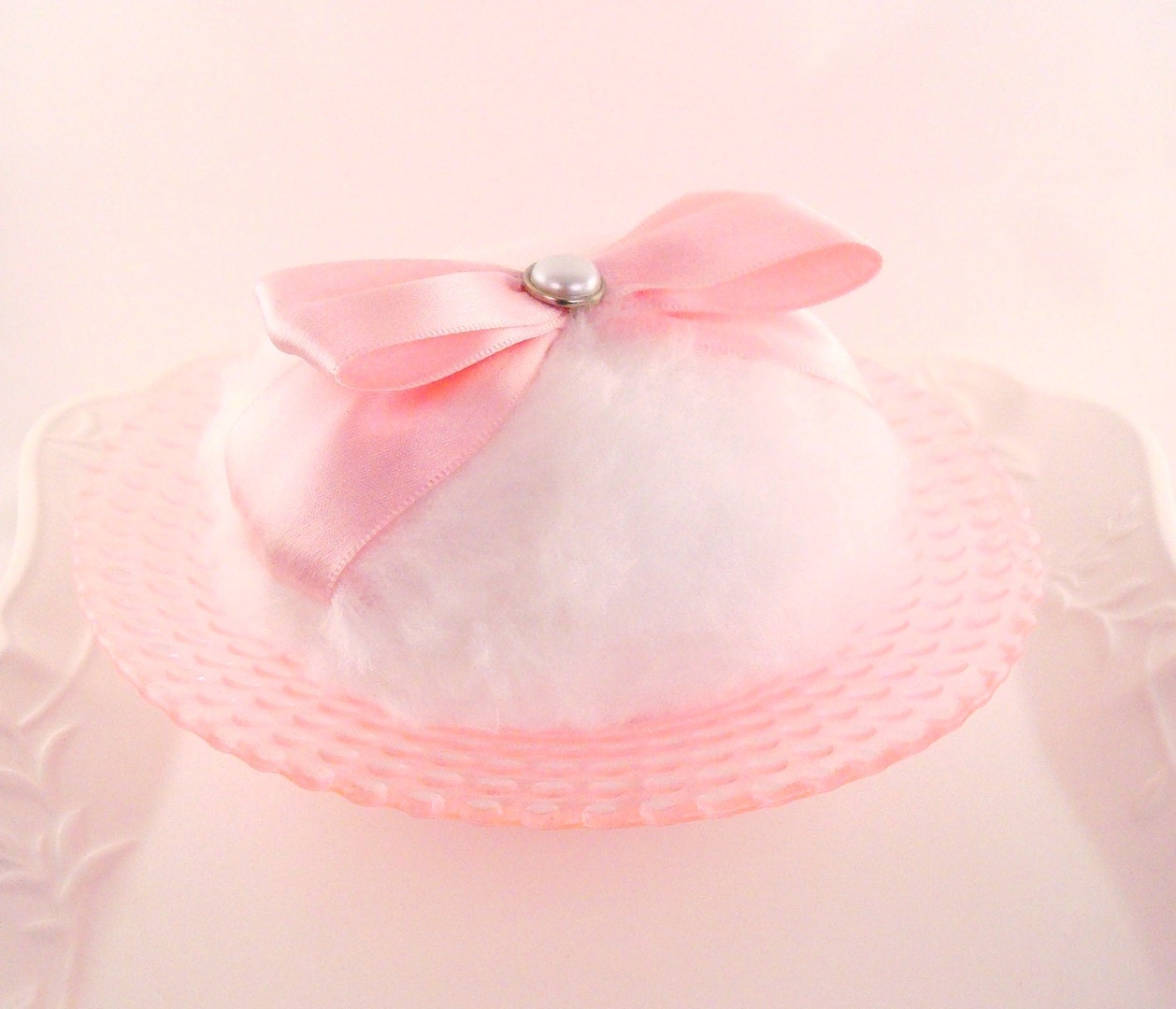 Pampered Powder Puff & Pink Powder Dish