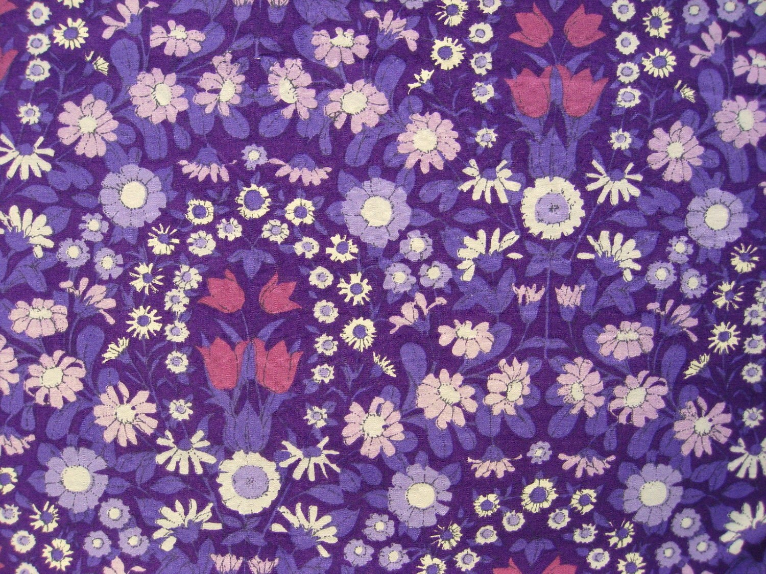 Vintage floral fabric FQ