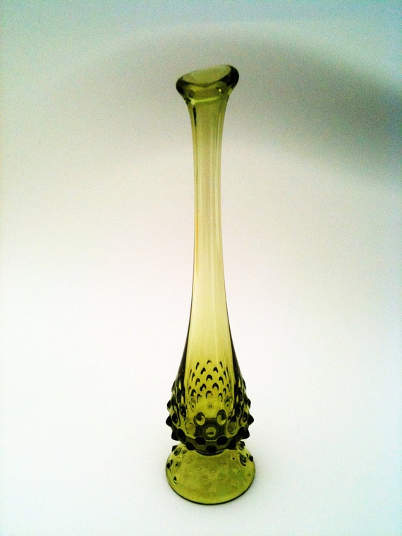 Vintage Fenton Green Glass Hobnail Swung Bud Vase.