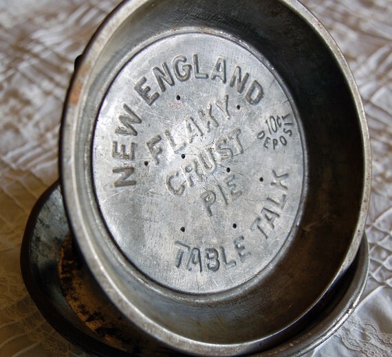 Set of Five Vintage Table Talk Pie Tins