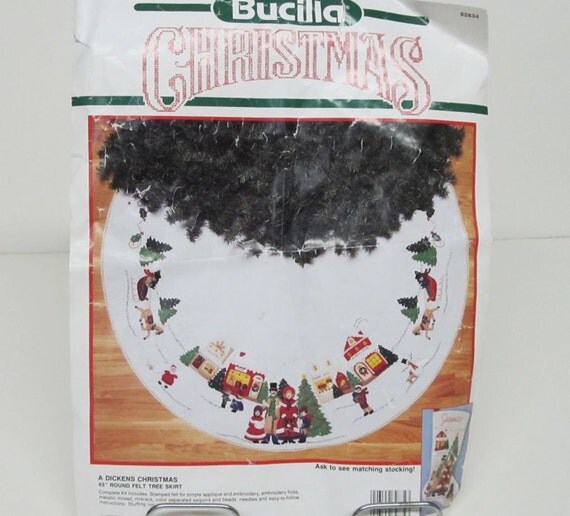 Vintage Bucilla Tree Skirt Kit Dickens Christmas 43