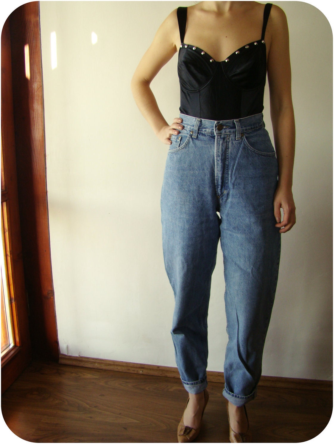 high waisted baggy jeans