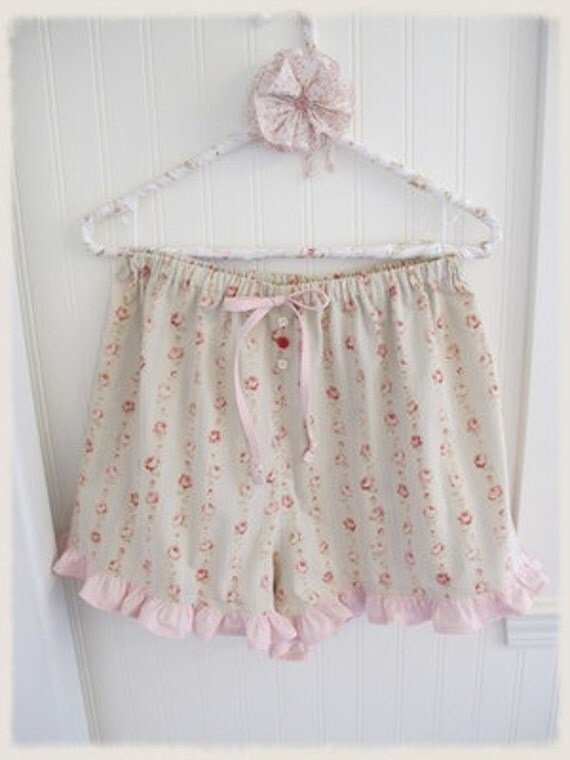 ON SALE. Shabby Ruffled Sleep Shorts / Knickers / Short