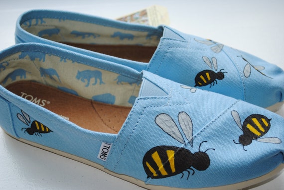 toms bee shoes