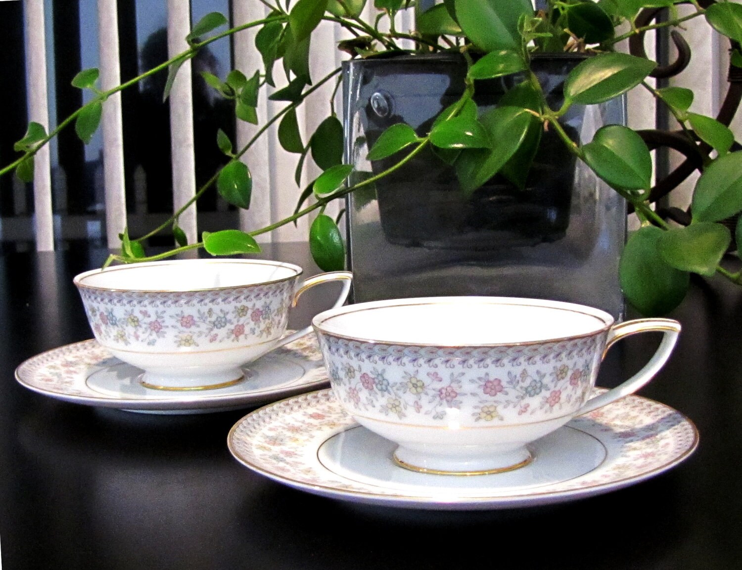 TEA CUP SAUCER Vintage made in Japan set of 2 teacups and