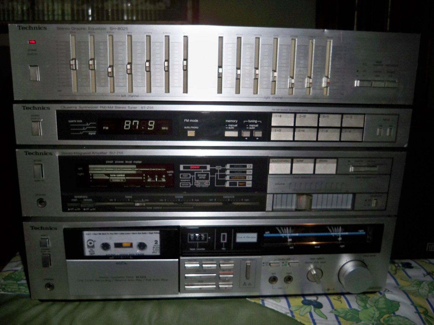 Solid Sounding Vintage 1980's Technics Stereo System 4