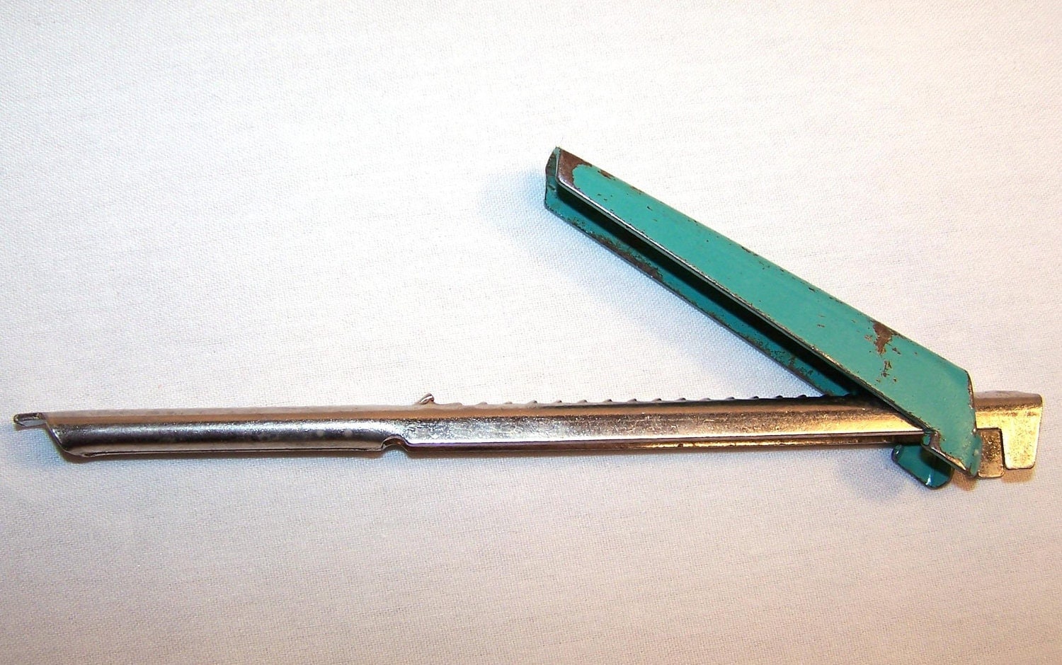 Vintage Foley Easy Twist Jar Opener