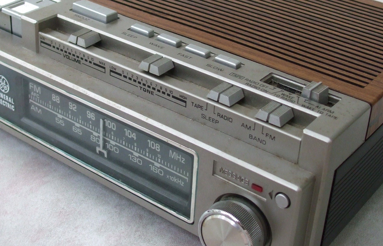 Digital Clock Radio Cassette GE General Electric 74975 C