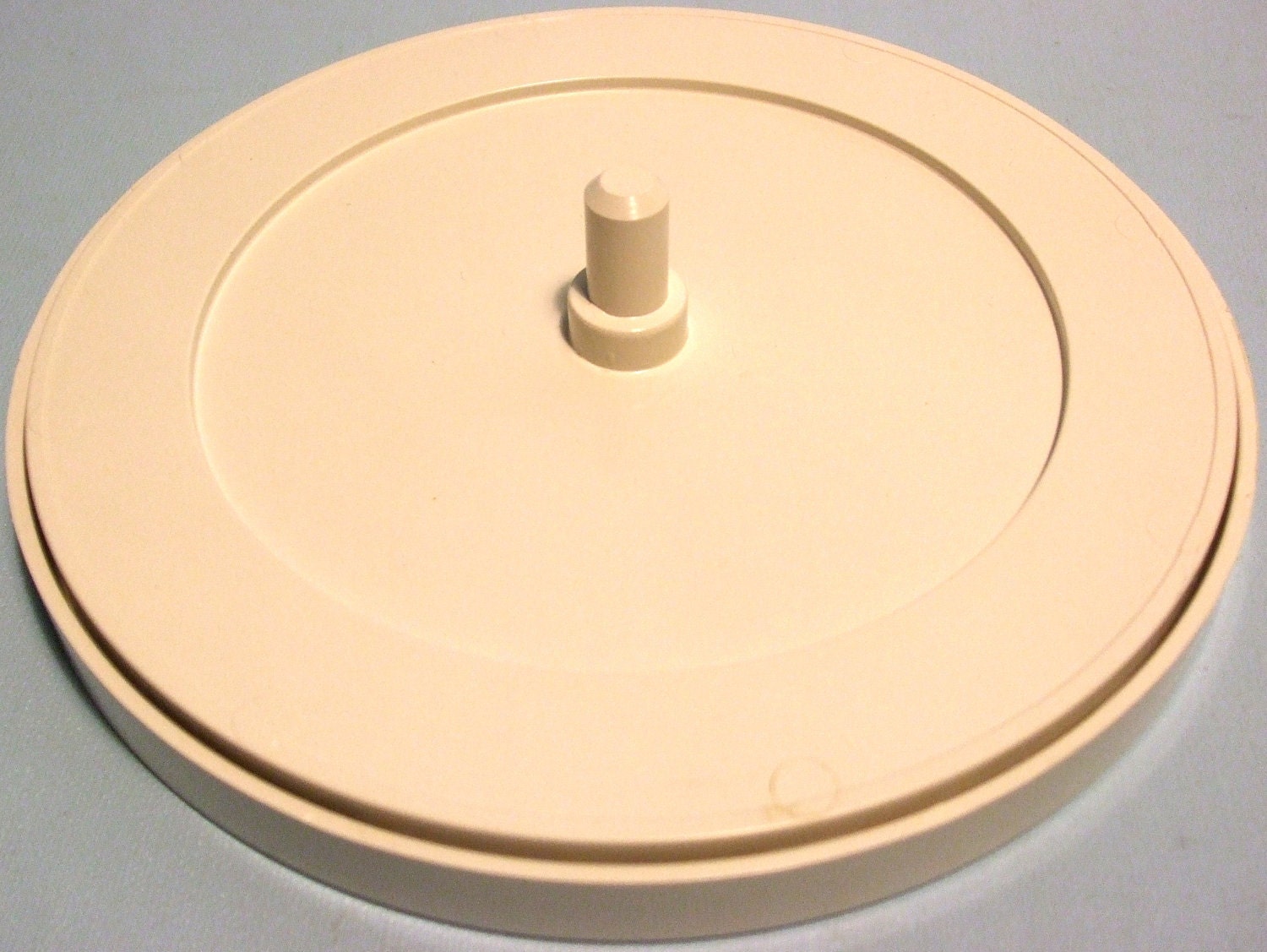 Oster Kitchen Center Replacement Part White by LaurasLastDitch