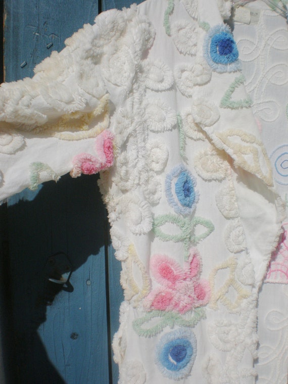 Vintage Chenille Flower Robe Petite
