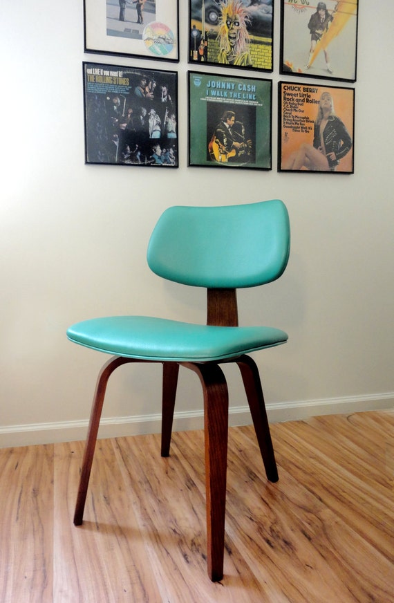 Items similar to Vintage Bentwood Oak Thonet Upholstered ...