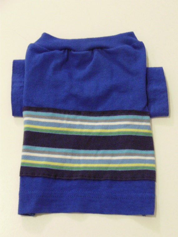 blue stripped t shirt