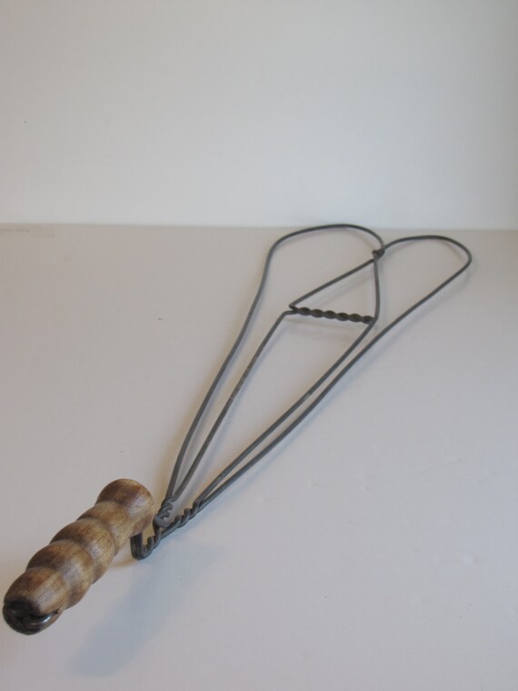 Vintage Wire Rug Beater