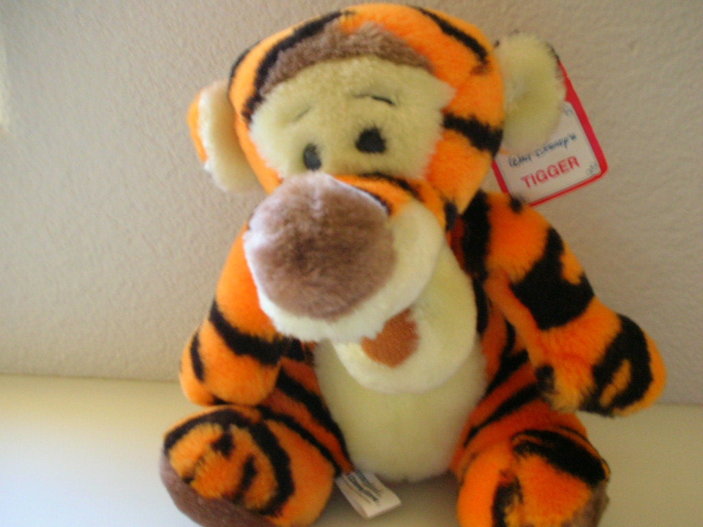 winnie the pooh tigger stuffed animal