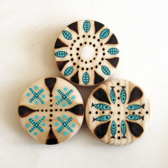 Items similar to handpainted wooden / set of 3 on Etsy