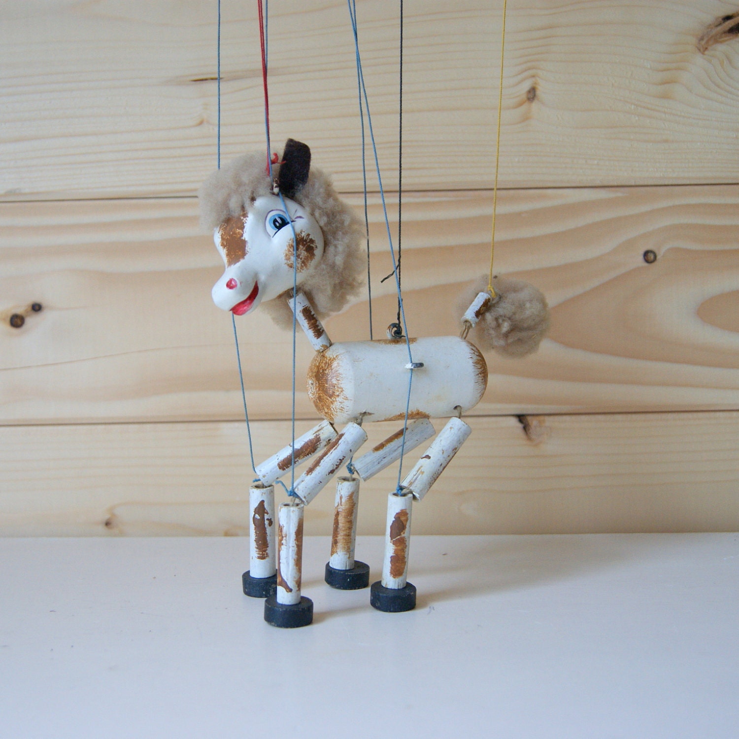 animal string puppets