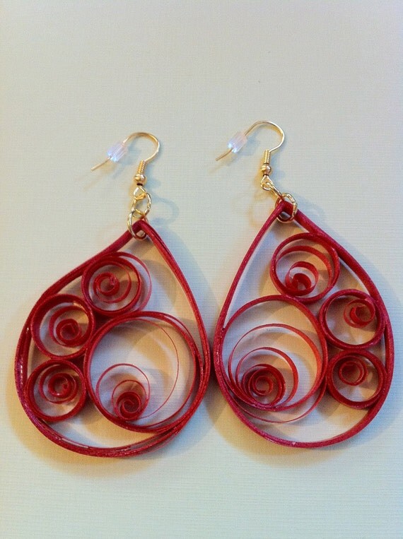 Items similar to Unique Handmade Quilled Earrings by Rocio Toscano on Etsy
